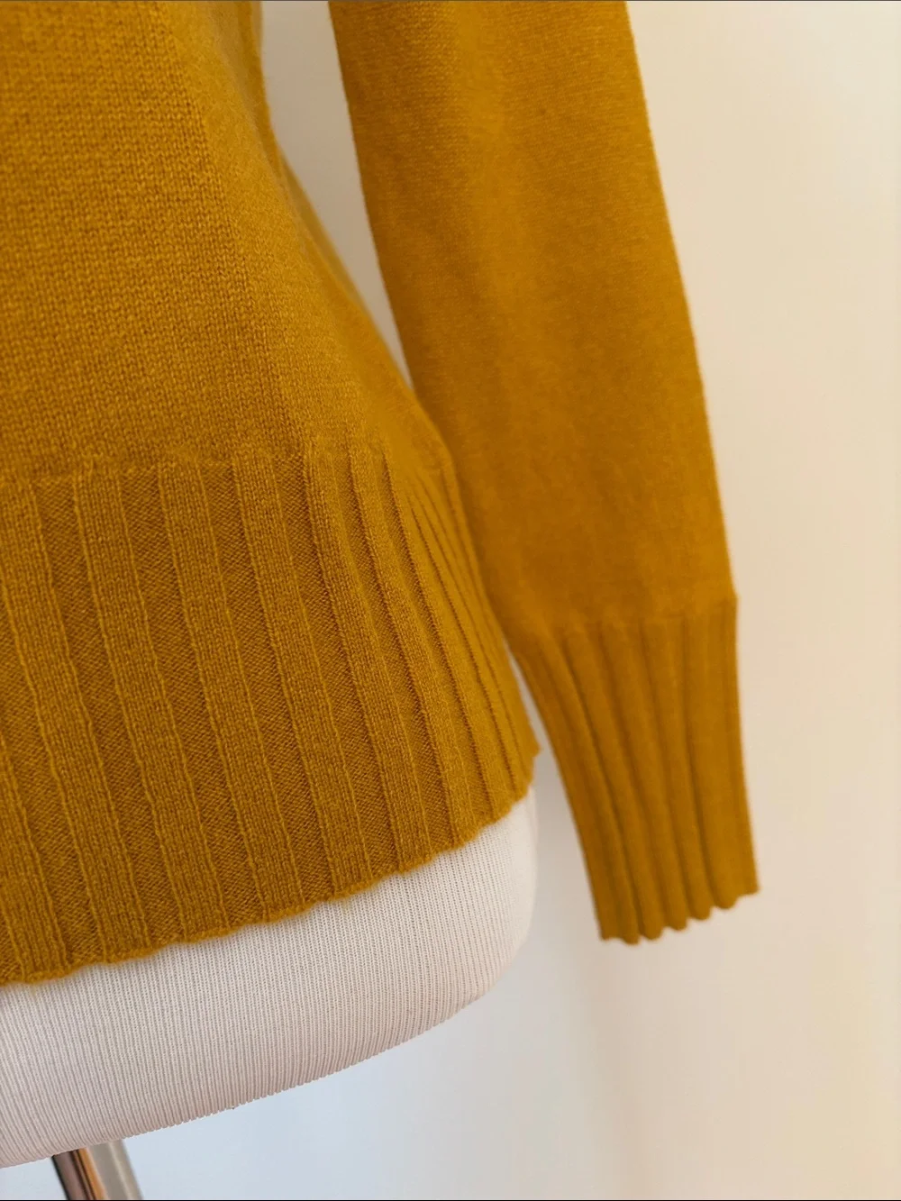 New J. Crew Women's Cashmere Mustard Mock Neck Sweater